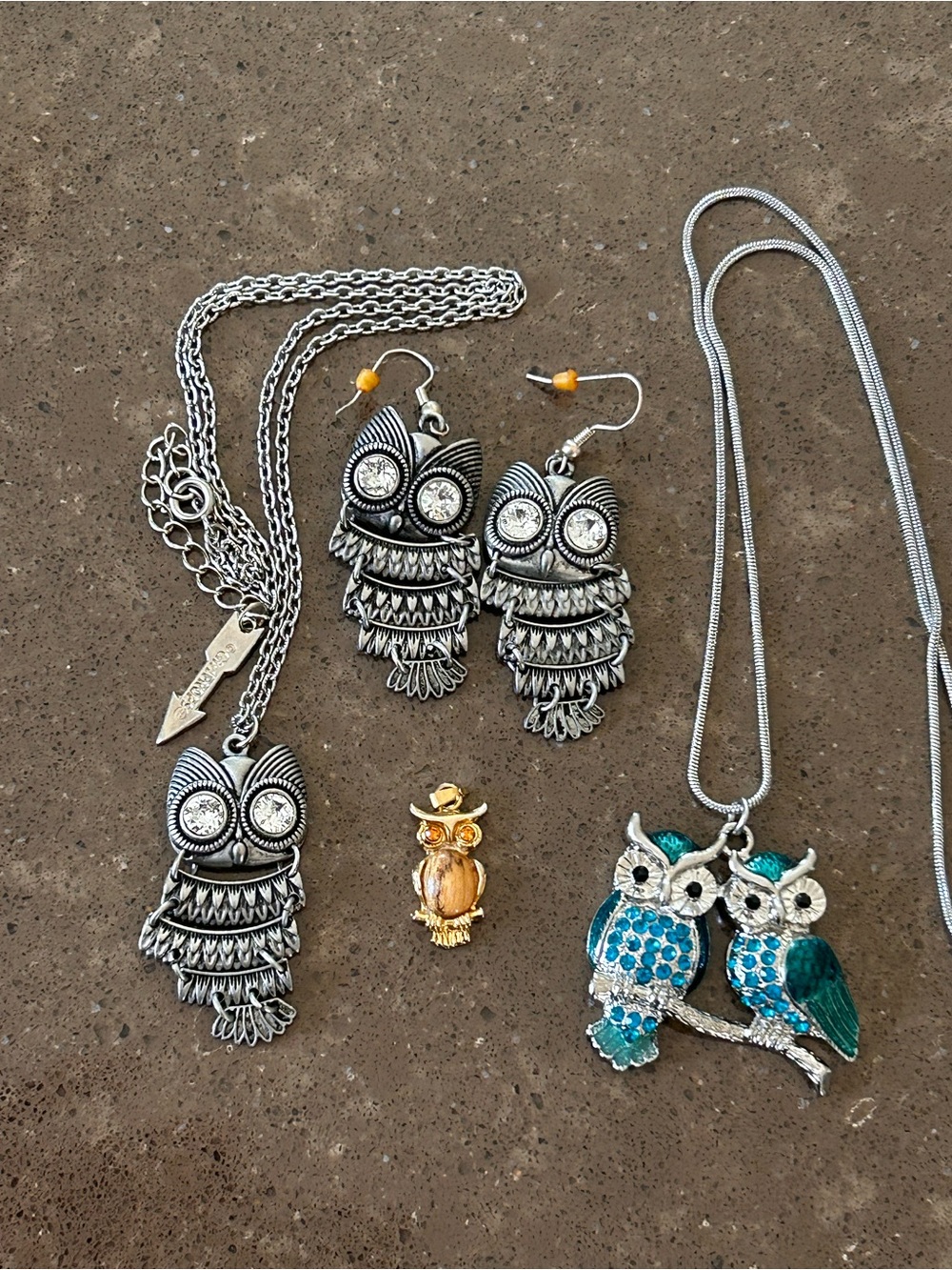 Vintage Y2K Girlprops Owl Costume Jewelry Lot - 3 Necklaces & Earrings - Picture 4 of 9